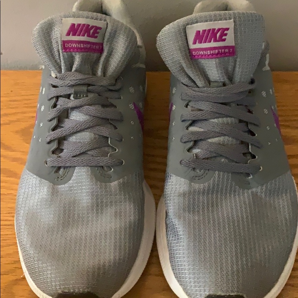 Like new Grey/purple running shoes size 9.5